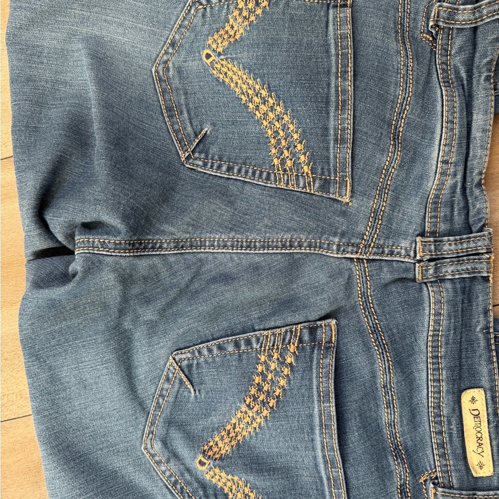 Democracy Denim Flare Jeans in Medium Blue Wash - Picture 13 of 15